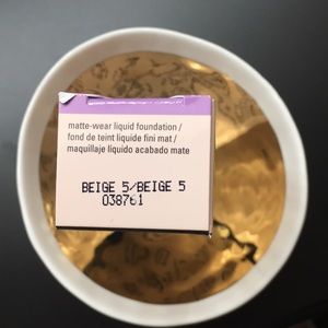 Mary-Kay Timewise Matte-Wear Liquid Foundation